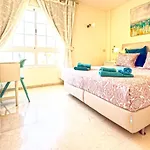 Paraiso Poolside Townhouse In Casa vacanze *