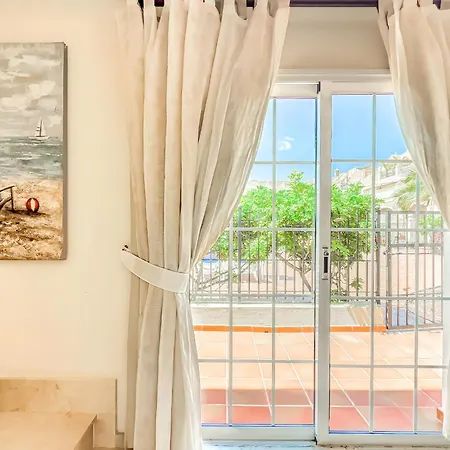 Paraiso Poolside Townhouse In Holiday home *